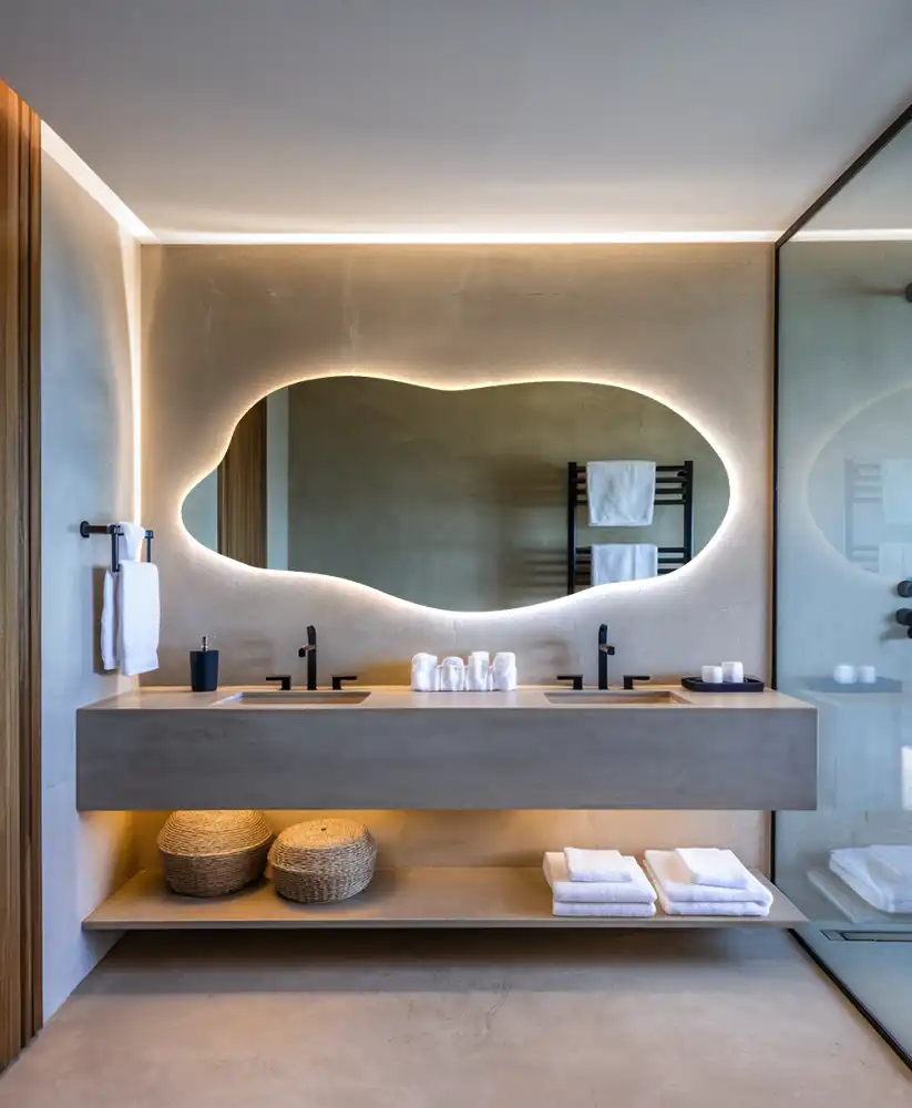 Subtilno ogledalo z led osvetlitvijo