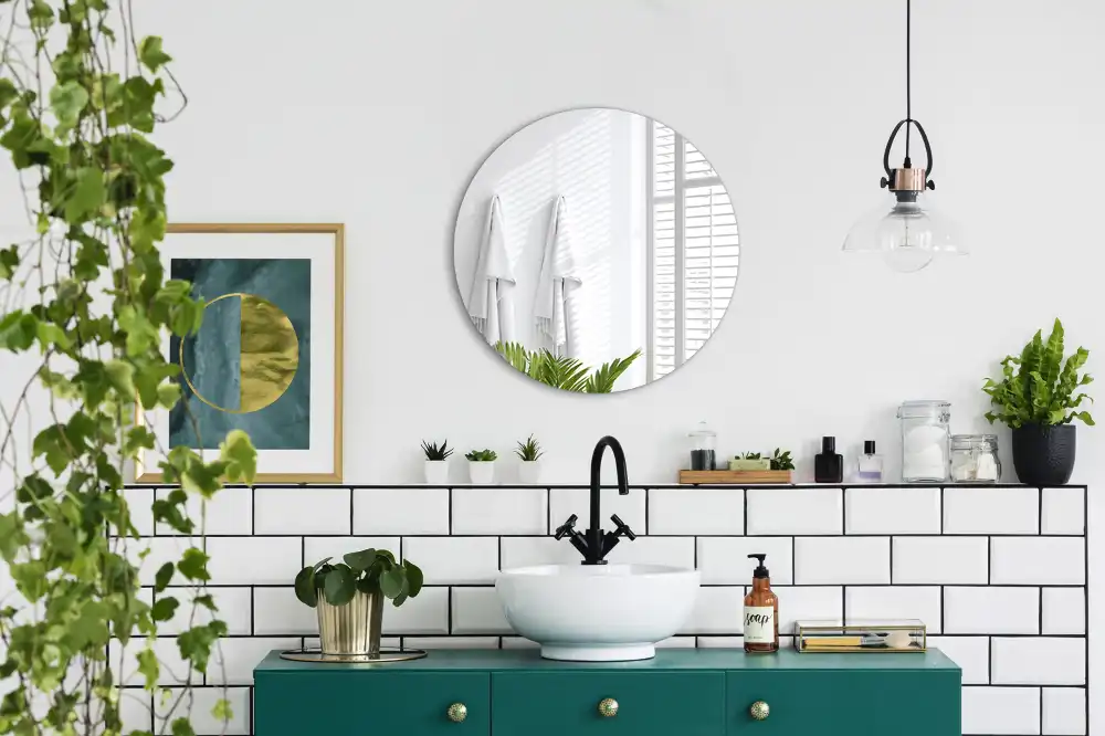 Okroglo ogledalo klasičen dodatek