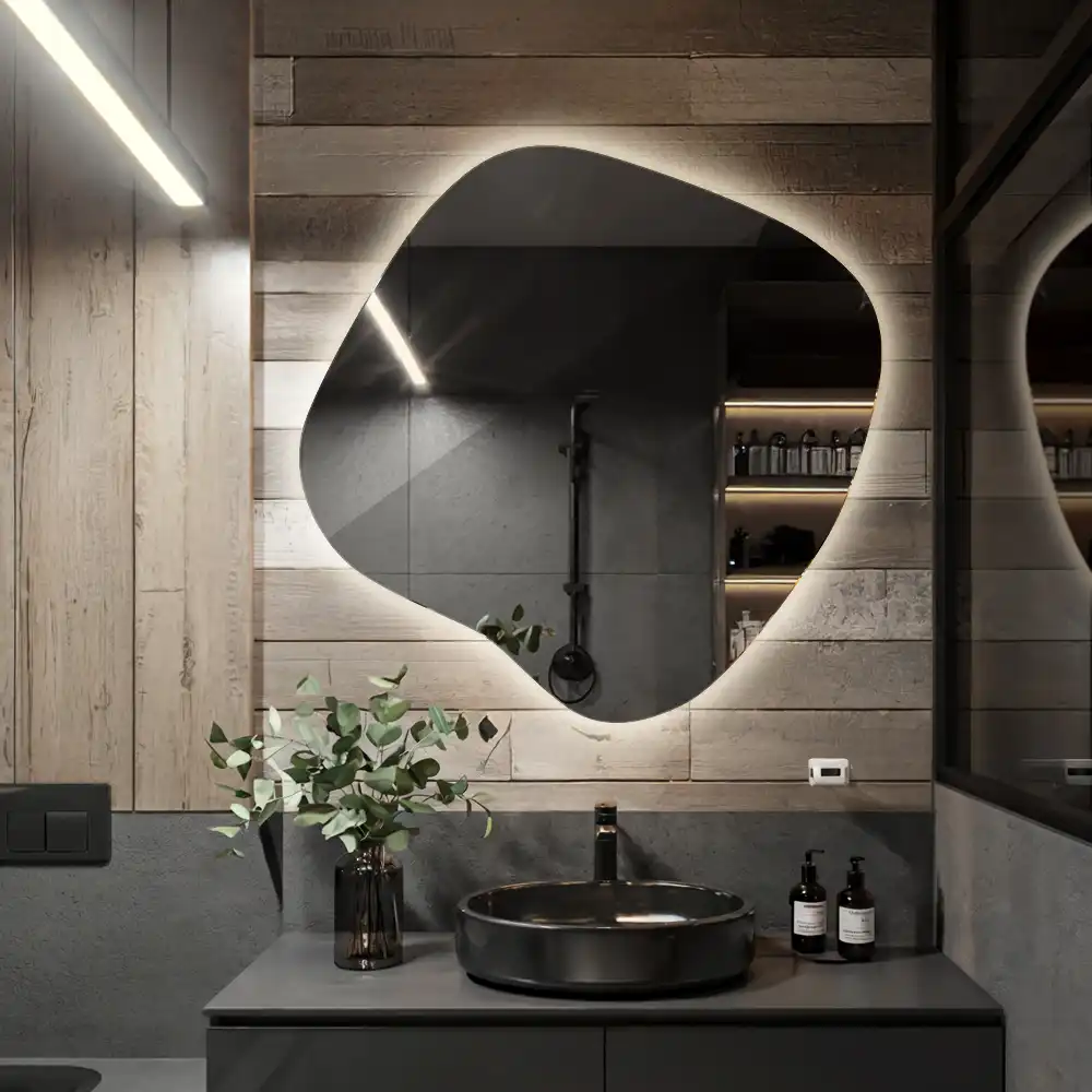 Edinstveno organsko ogledalo z LED osvetlitvijo