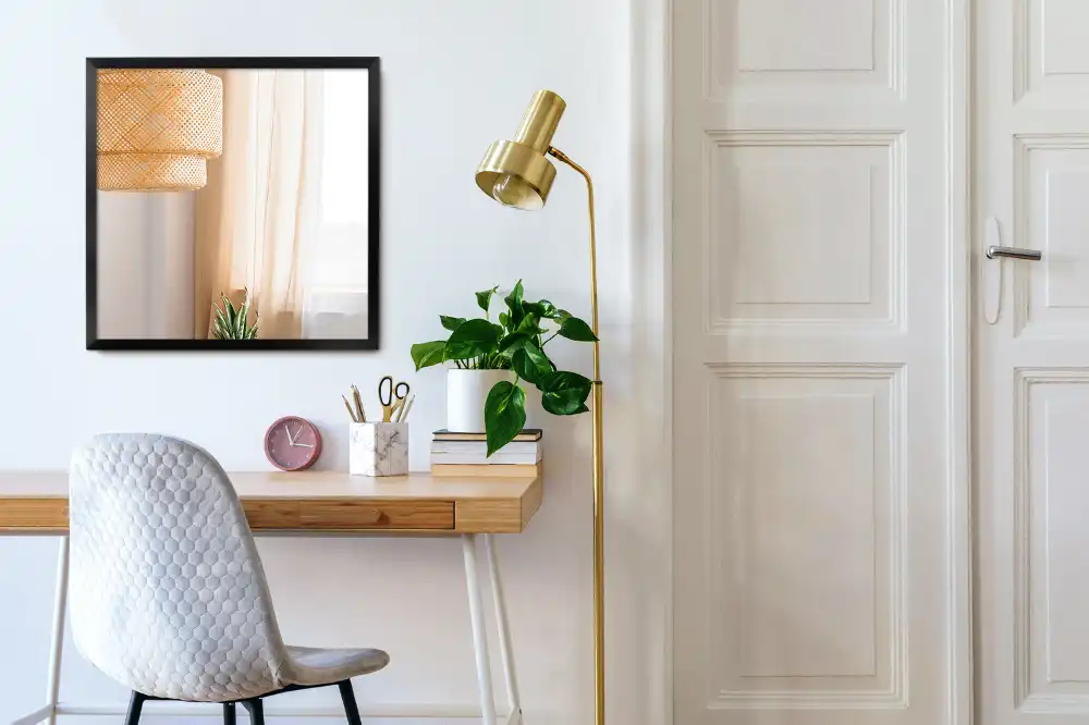 Pravokotno ogledalo s črnim okvirjem