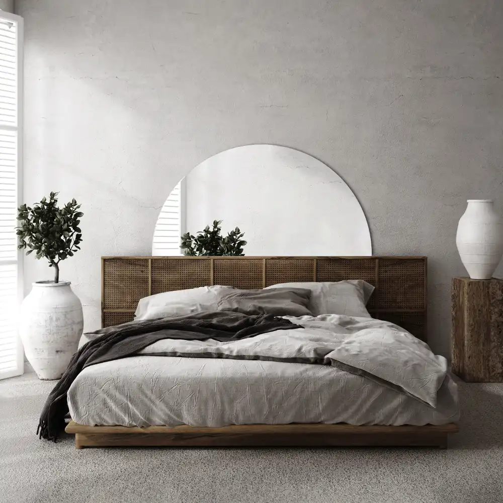 Polkrožno ogledalo brez okvirja