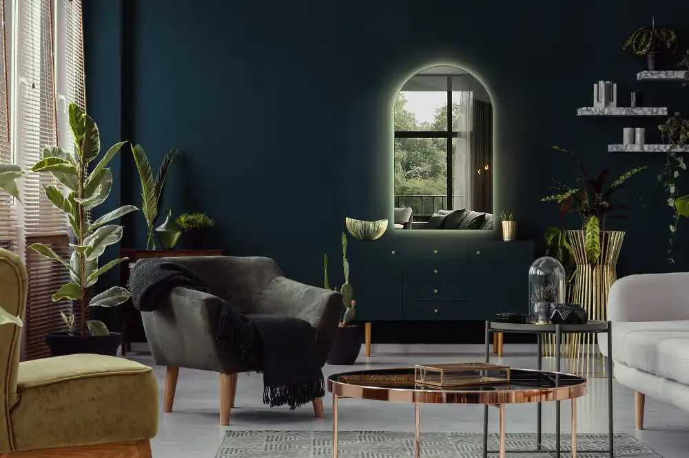 Polovično ovalno ogledalo z LED osvetlitvijo